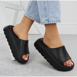 Kvinders flip flops på en tyk platform Pool Beach Black News 7303 sort 4