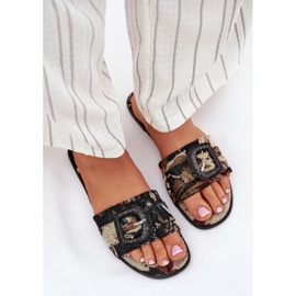 Inna Flade kvinder flip flops med en dekorativ sort spænde 5