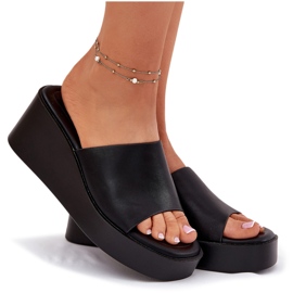 Inna Kvinders flip flops på en kile øko læder sort 7