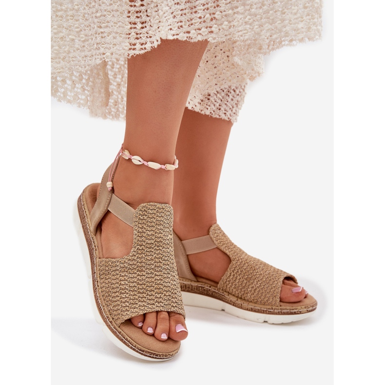 EVento Kvinders sandaler med beige og guldfletning 1