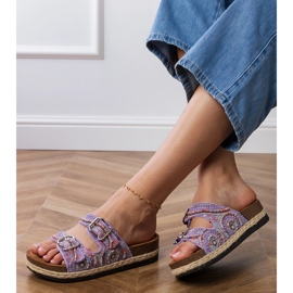 Lilla etniske flip flops med klemmer på striber 2