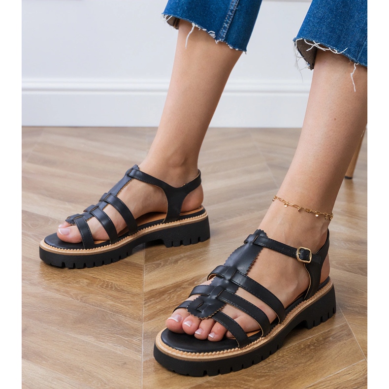 Sorte gladiator sandaler med en spænde 1