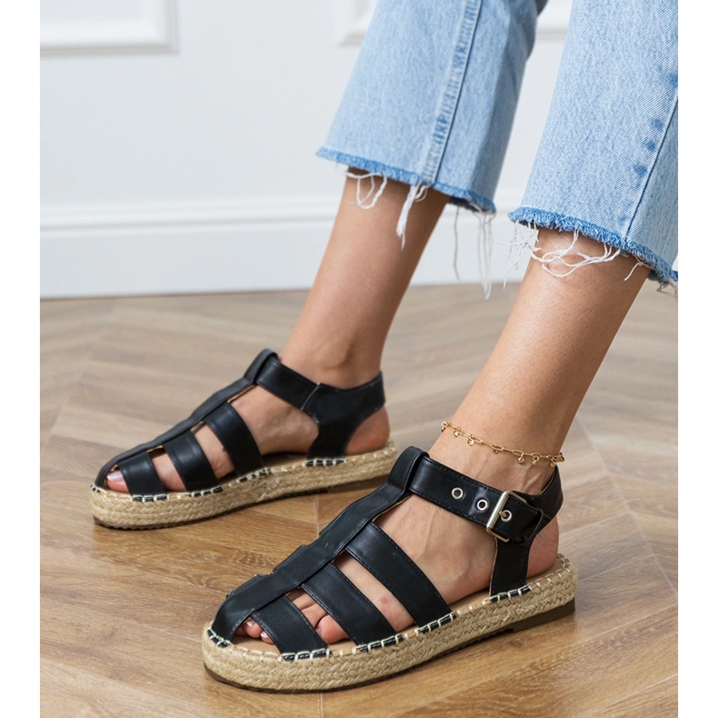 Sorte espadrilles bygget -i sandaler 1