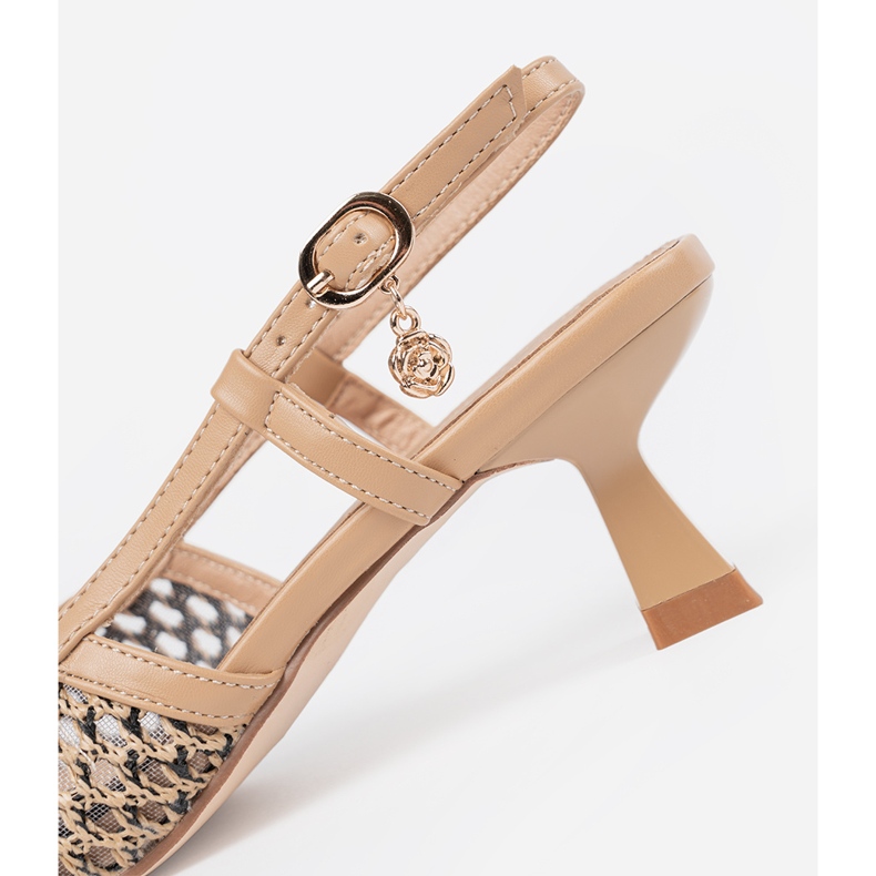 Goodin Lav -hælede åbne pumper beige 1