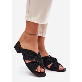 Kvinders flip flops på Maciejka-blokken 06955-01 sort 1