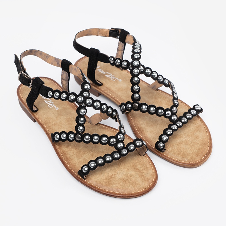 Sorte sandaler dekoreret med studs 2
