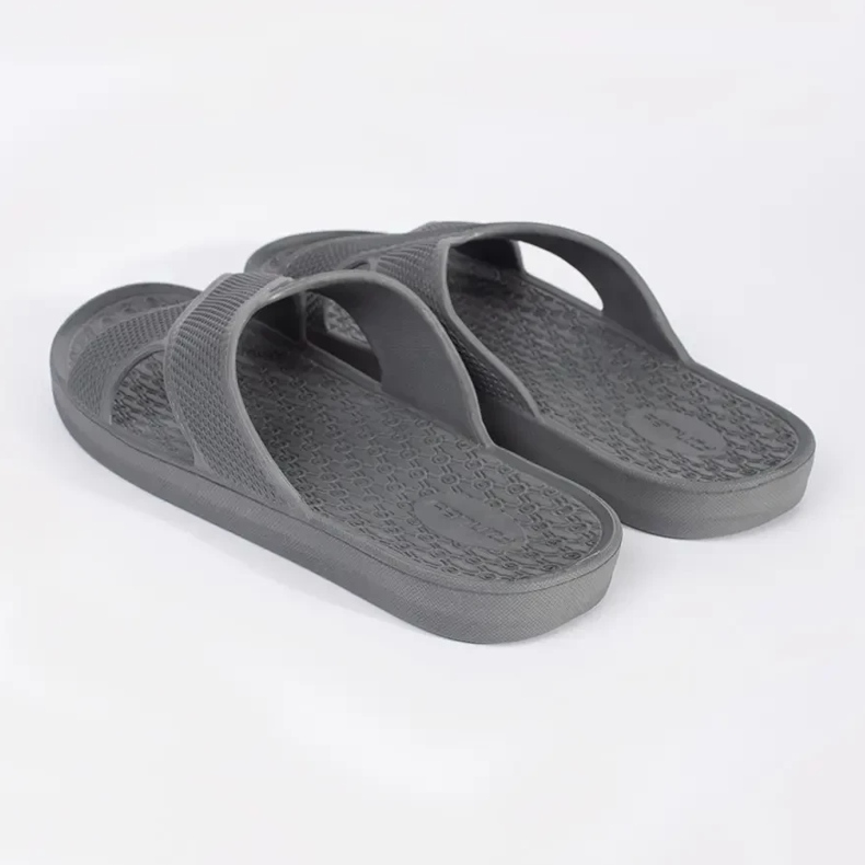 Grå mænds pool flip flops 1