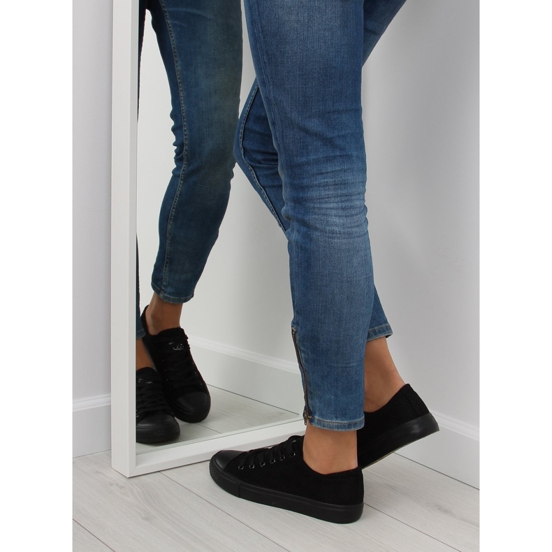 Sneakers i sort ruskind til kvinder G-94 sort 2