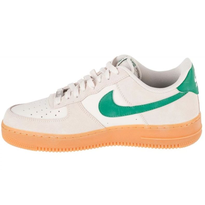 Nike Air Force 1 07 LV8 M FQ8714-001 Sko 1