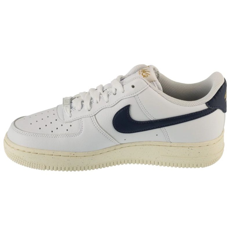Nike Air Force Low 1 07 sko i FZ6768-100 hvid 1