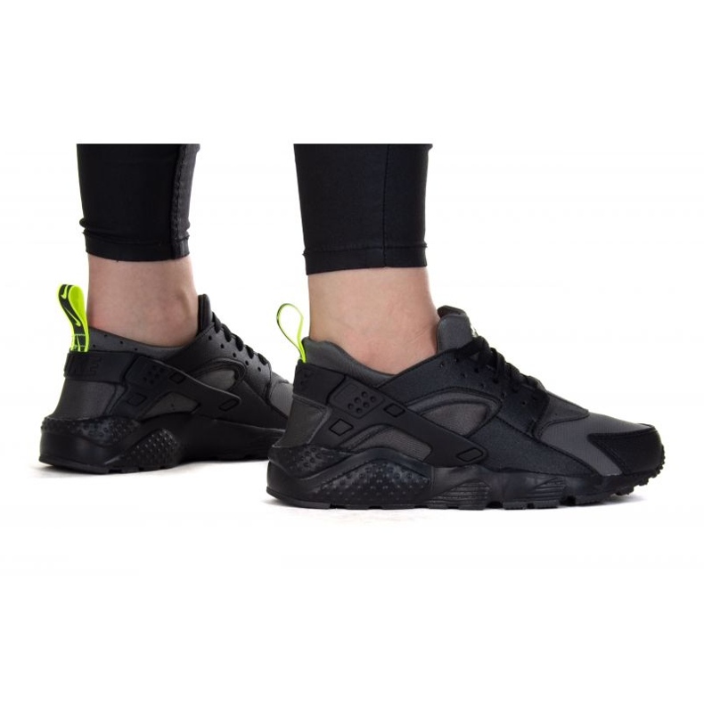 Nike Huarche Run GS DZ5632-001 Sportssko grå 2