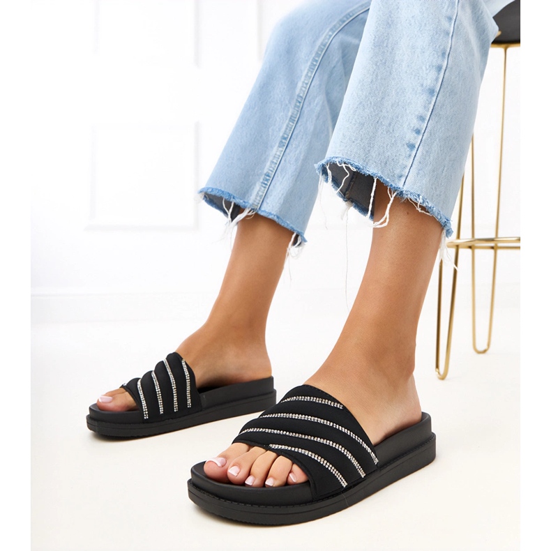 Sort flip flops med cardon zirkoner 2