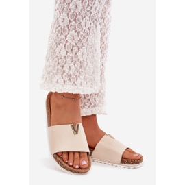 Boto Kvinders flip flops på en korkplatform med dekorativ detalje beige vessira 1