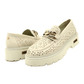 Læder Openwork Women's Loafers på platformen med dekoration CLW319405 Beige 4