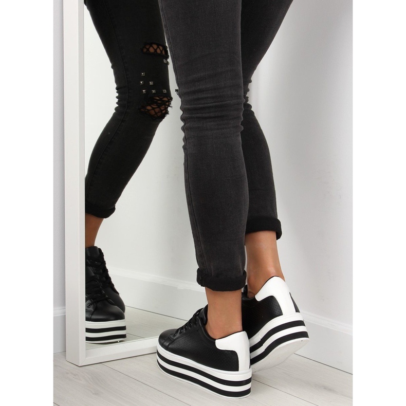 Sorte sorte sneakers med høj sål 1