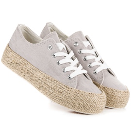 Grå Espadriller På Indbindingen 1