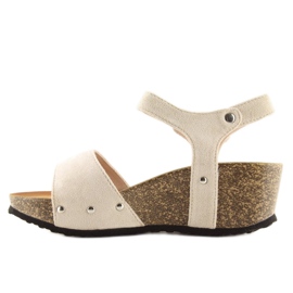 Sandaler på beige beige korksål 2