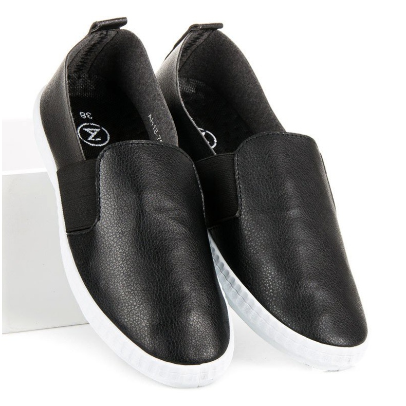 Sort MCKEYLOR Slipons 1