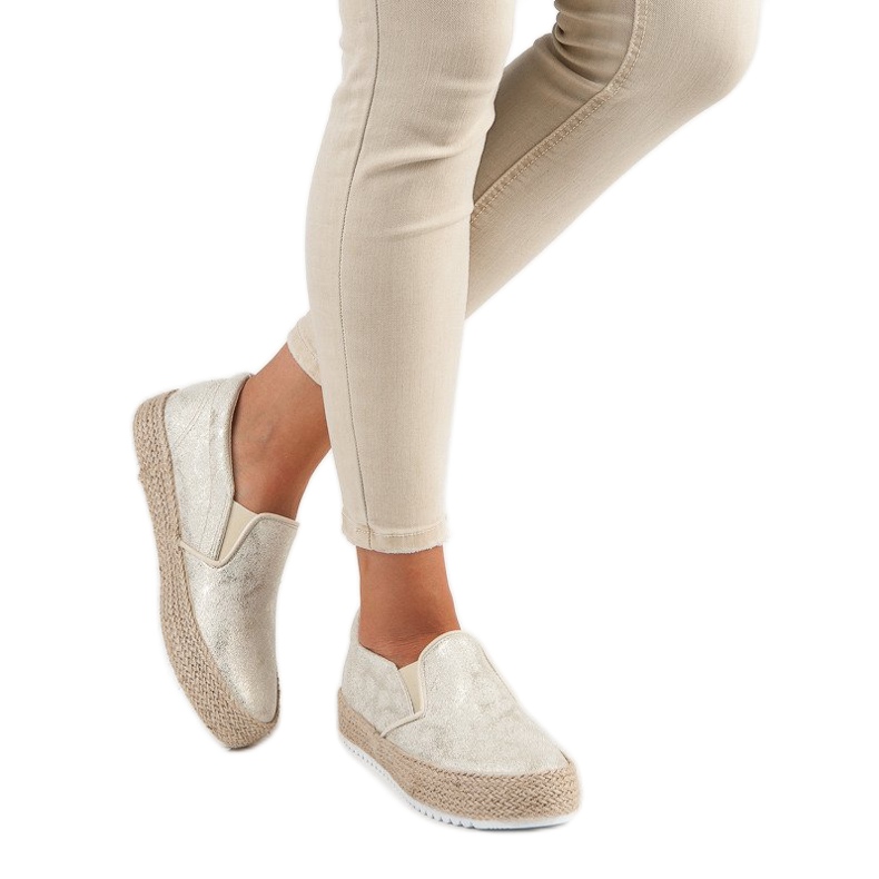 Betler Gyldne Espadriller På Platformen gylden 1