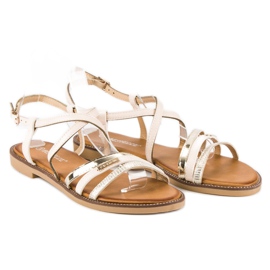 Bestelle Beige sandaler fastgjort med et spænde 2