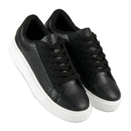 Sorte sneakers med slangetryk 2