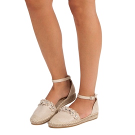 Beige espadriller 1