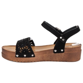 Moderigtige sorte sandaler 1