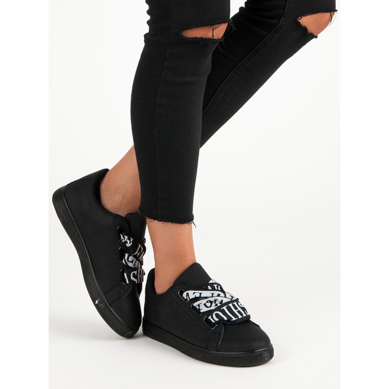Sort mode sneakers 1