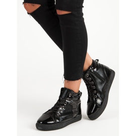Lakerede sneakers over anklen sort 1