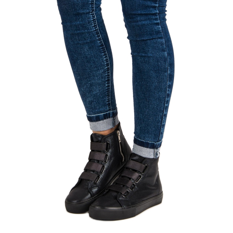 Sorte sneakers med elastik 1