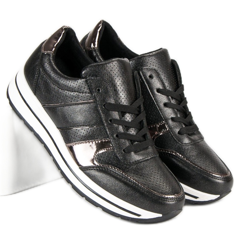 Sorte sneakers 2