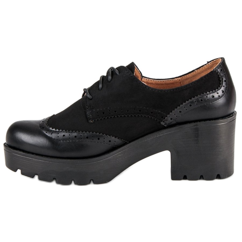 Ch. Creation Elegante sorte sko 1