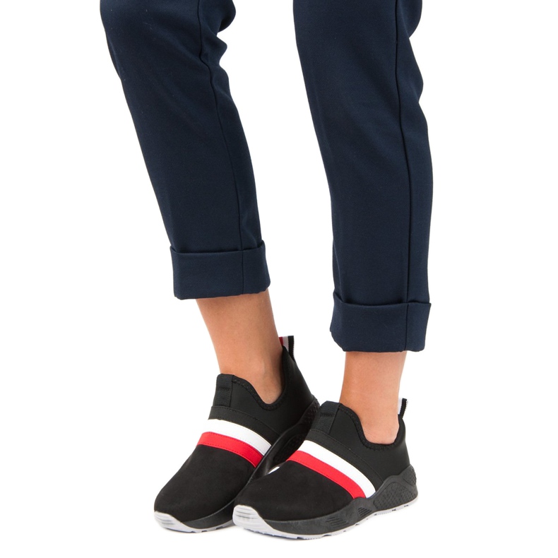 Sorte slip-on sneakers 1