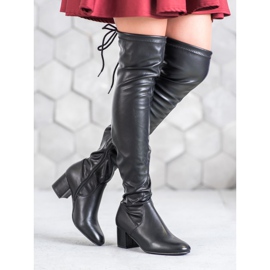 Seastar Sorte musketerer 1