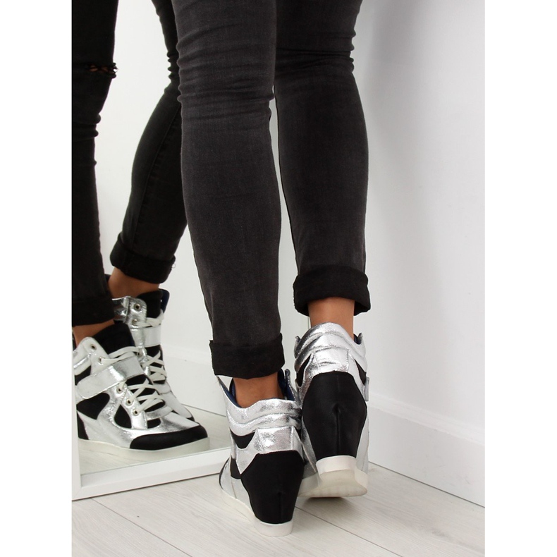 Sort isolerede sneakers 2355 SORT / HVID grå 2