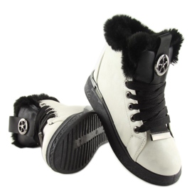 Sort isolerede sneakers F506 hvide 2
