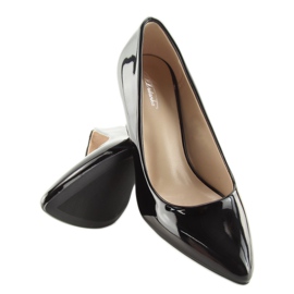 Pumps med brede hæle sort B-58 Sort 1