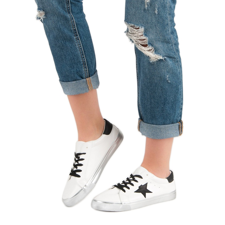 Stilfulde lave sneakers hvid sort grå 1