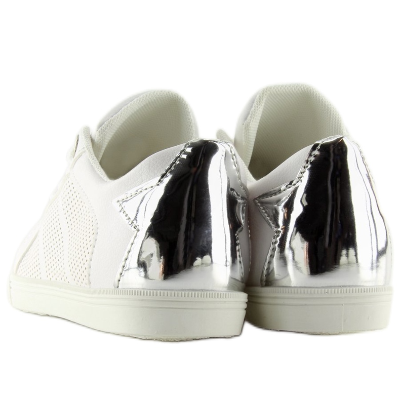 Hvide sneakers med en stjerne A6213 HVID / SØLV 2