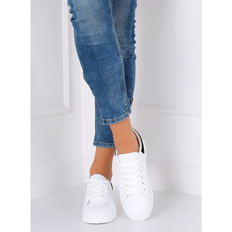 Sort og hvid sneakers til kvinder BL147P Sort 2