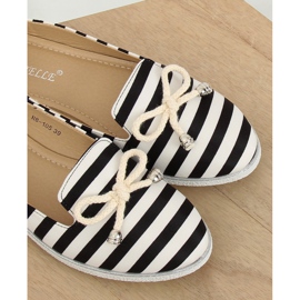 Sort og hvid stribet slip-on H8-105 Sort 1