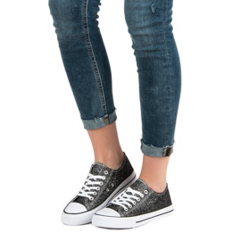 Sorte sneakers med Borkat 2