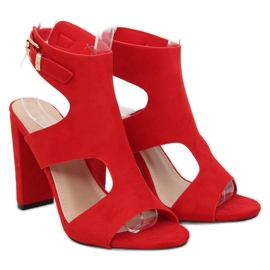 Røde sandaler på stolpen J-8711 Rød 1