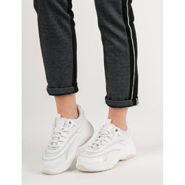 Hvide sneakers 2