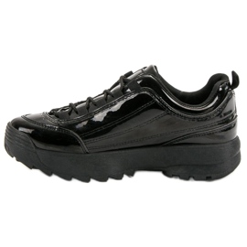 Sort Patent Sneakers 1
