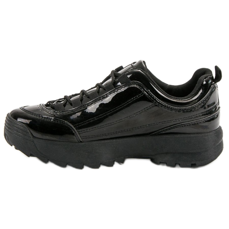 Sort Patent Sneakers 1