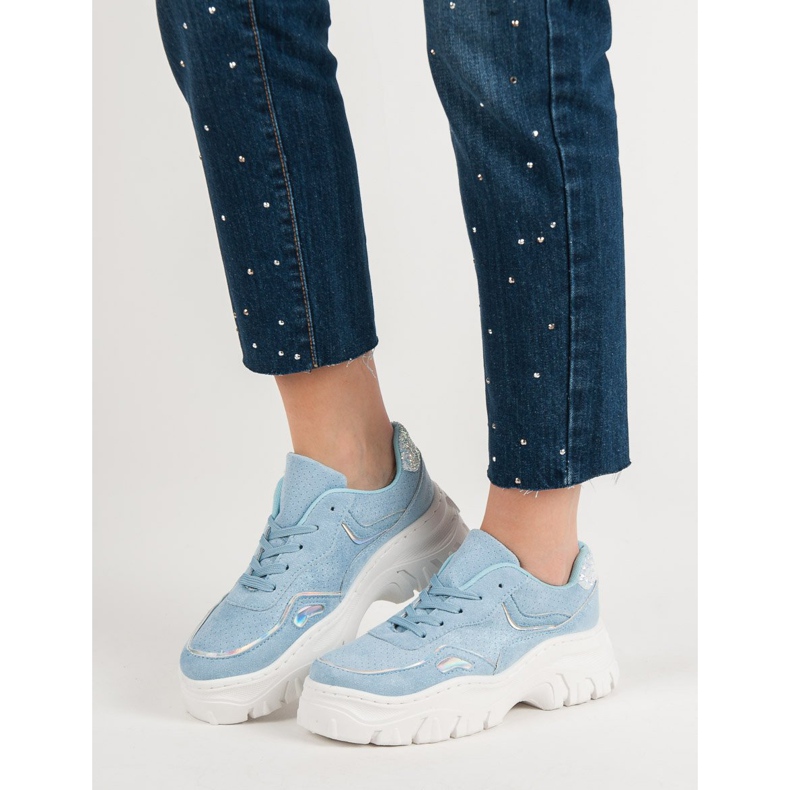 Moderigtige blå sneakers 2