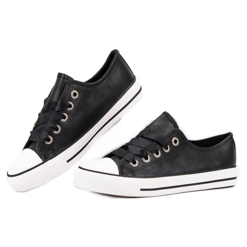 SHELOVET Sneakers bundet med et bånd sort 1