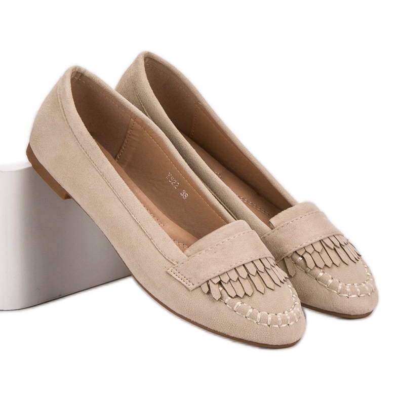 Small Swan Klassiske lys beige mokasiner 2