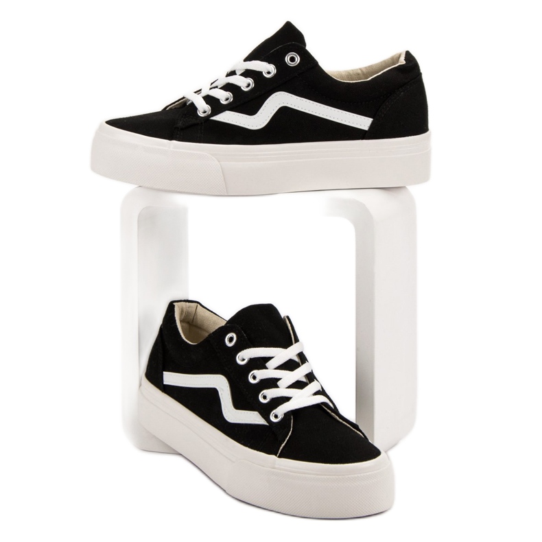 Kylie Moderigtige sorte sneakers 2